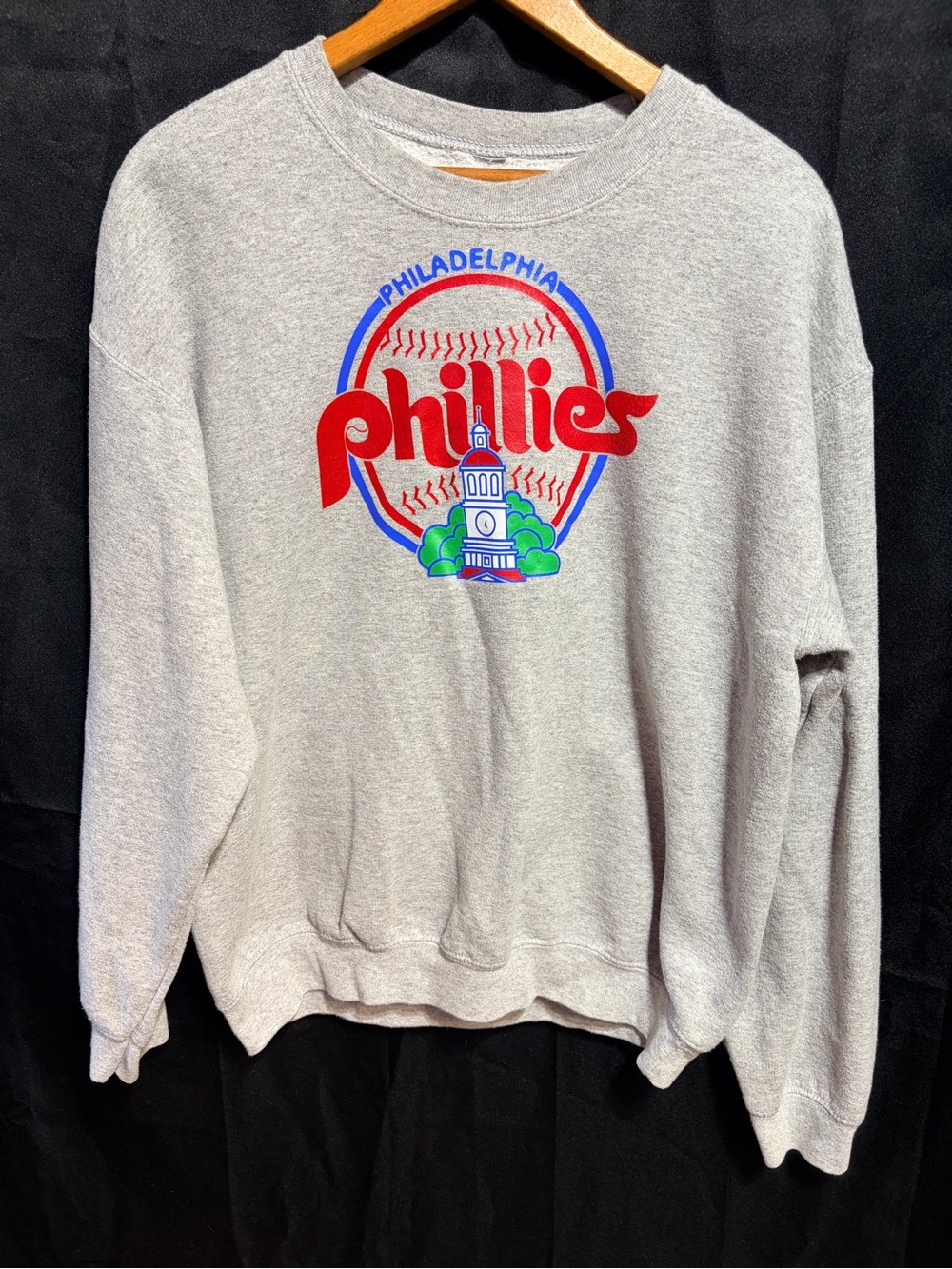 Vintage Gray Phillies Graphic Crewneck Sweatshirt